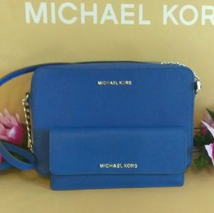 NWT Michael kors purse crossbody w/ wallet set
